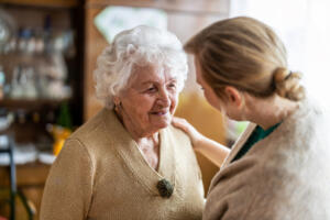 Customer-Service-in-Retirement-Living-2-300x200